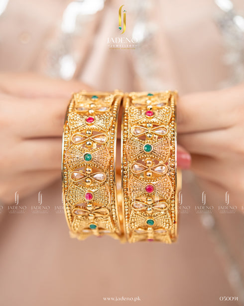 Premium Quality Gold Finished Swadee Bangles